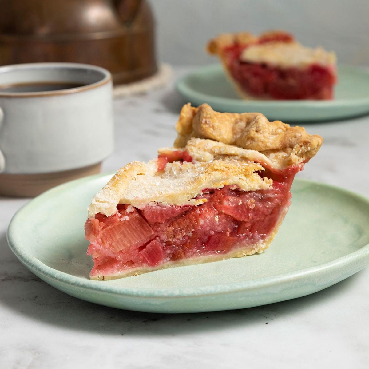 Winning-Rhubarb-Strawberry-Pie_EXPS_FT23_177326_ST_1107_1